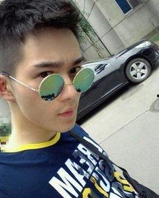 秦思瀚照片,镜头下的青春风采